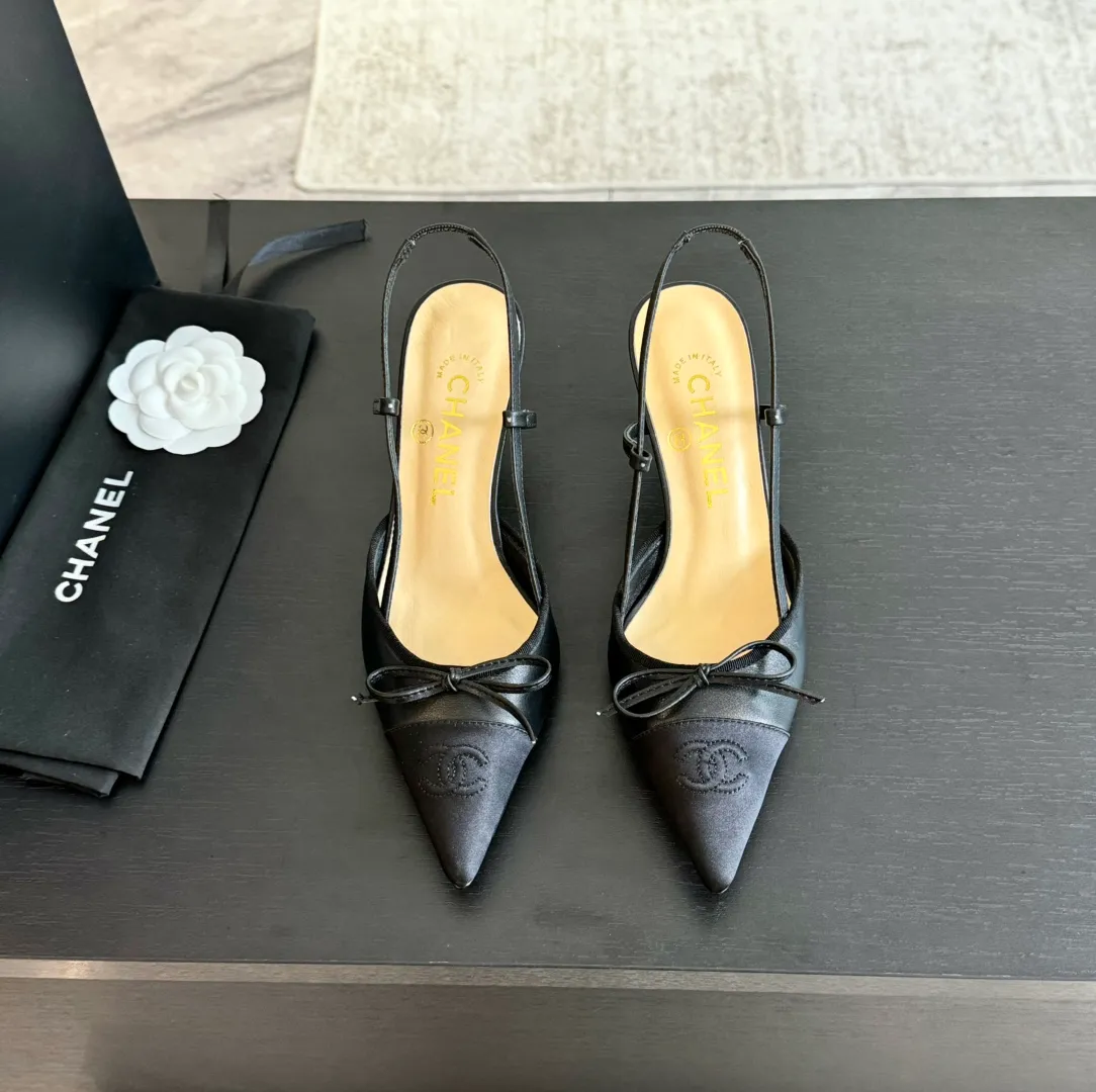 👟👟Ex-factory price 480👟👟 Women's Shoes Factory Chanel Handmade Series Lambskin Mary Jane Sandals Ten Stars for Cuteness Exquisite Camellia Hardware Decoration Dark Flesh Pink High-Density Towel Lining, Super Comfortable Feet Fabric: Imported Sheepskin Italian Genuine Leather Outsole Size: #35-40